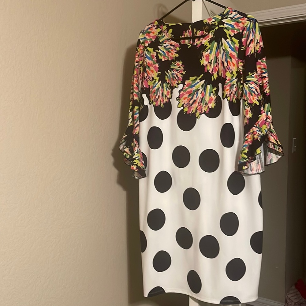 I LE Floral and polka dots (navy blue) dress